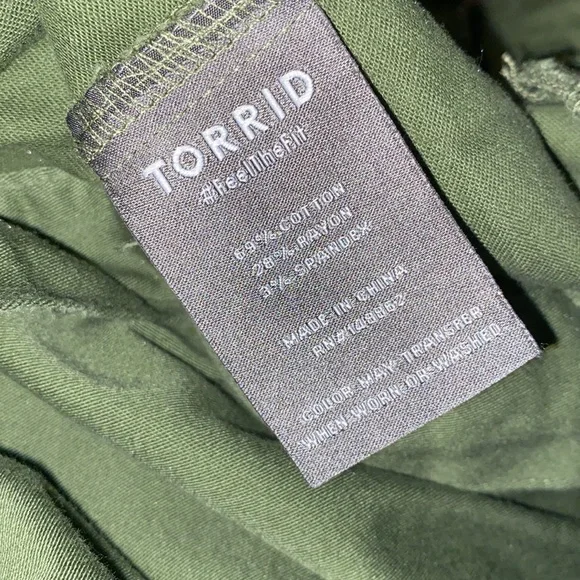 NEW Torrid hooded cropped utility jacket - Picture 11 of 12